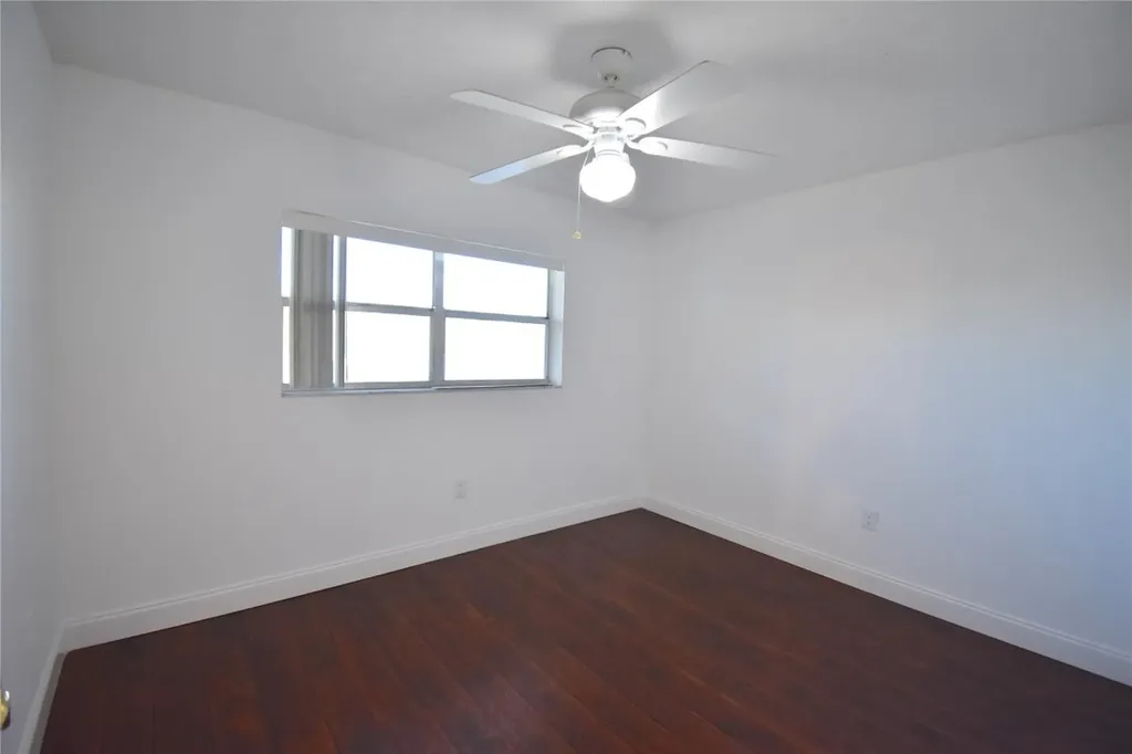 3051 Sunrise Lakes Drive Sunrise FL 33322