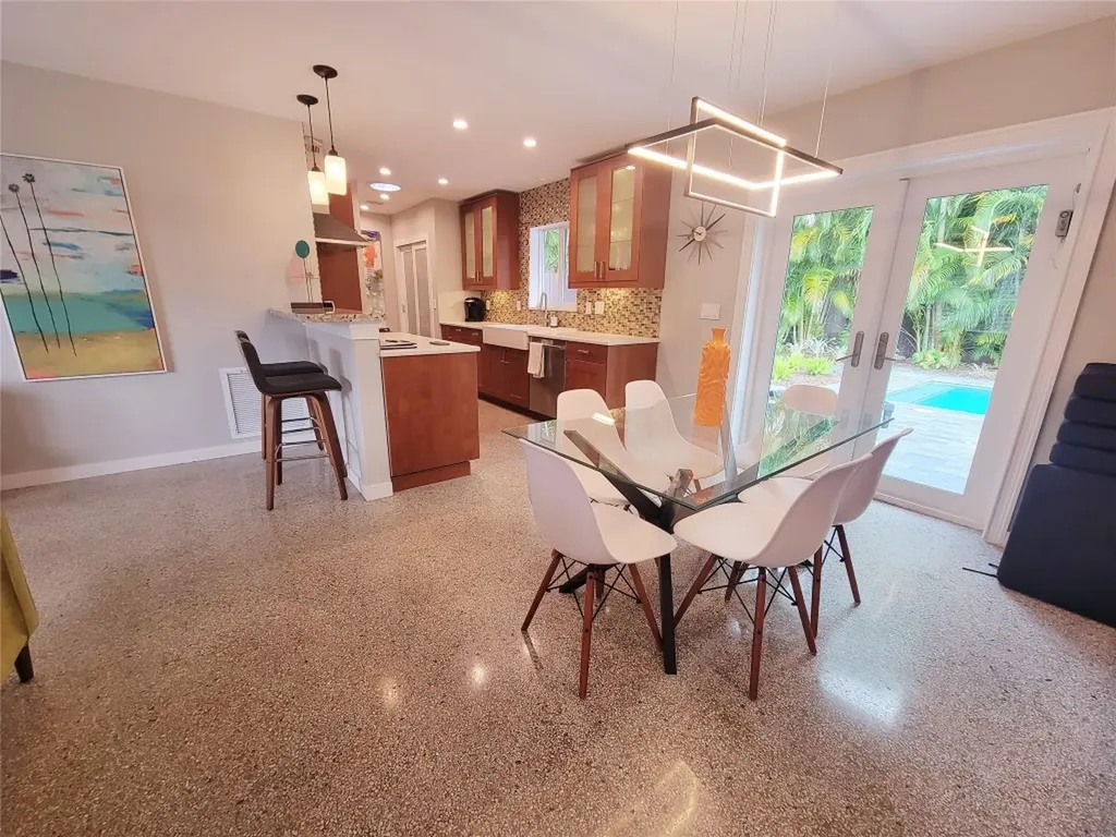 425 NE 28th Street Wilton Manors FL 33334