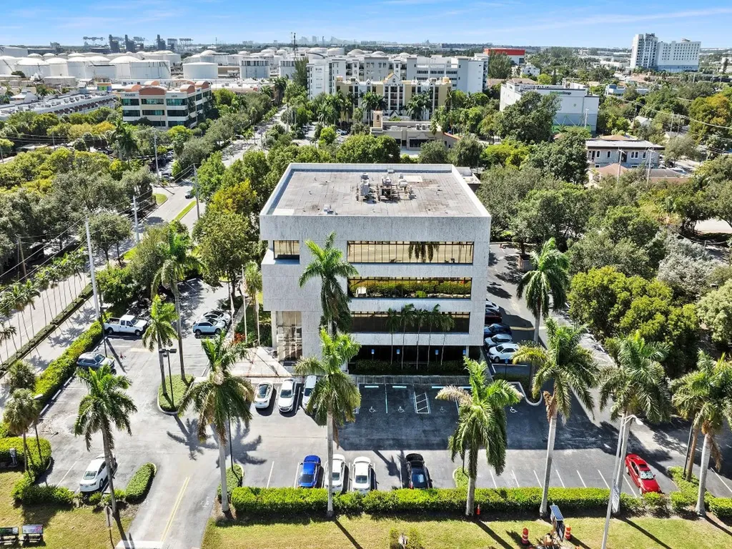 910 SE 17th Street Fort Lauderdale FL 33316