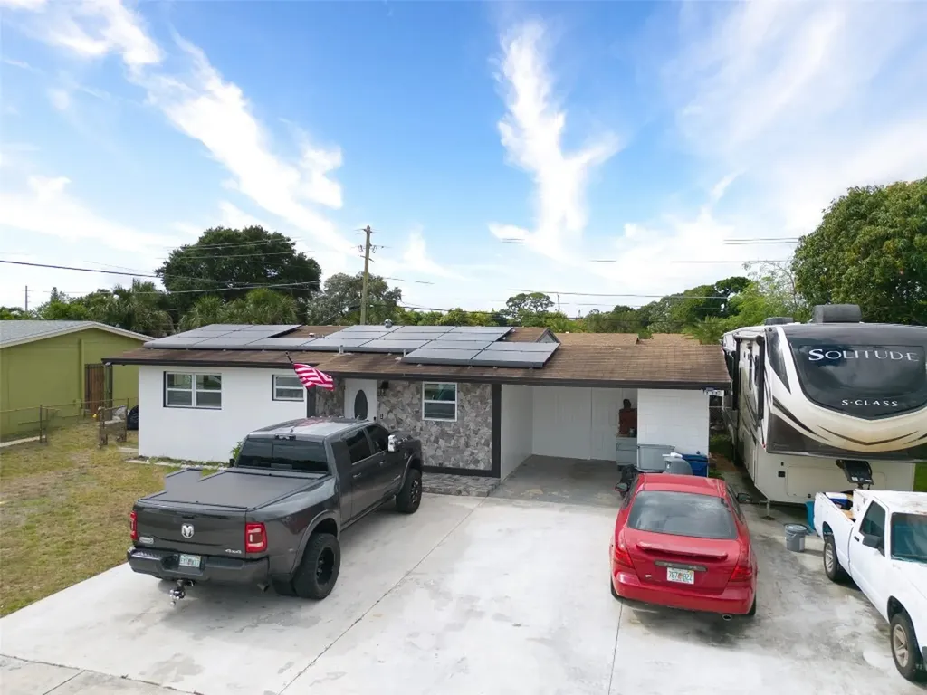 3200 NW 5th Street Lauderhill FL 33311