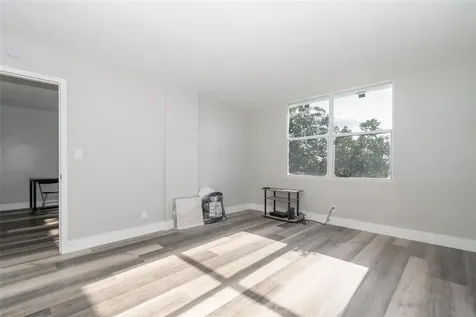 119 Royal Park Drive Oakland Park FL 33309
