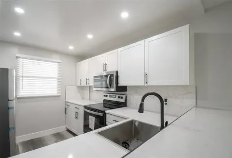 119 Royal Park Drive Oakland Park FL 33309