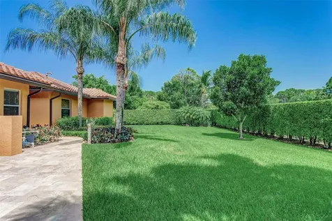 7170 155th Place Palm Beach Gardens FL 33418