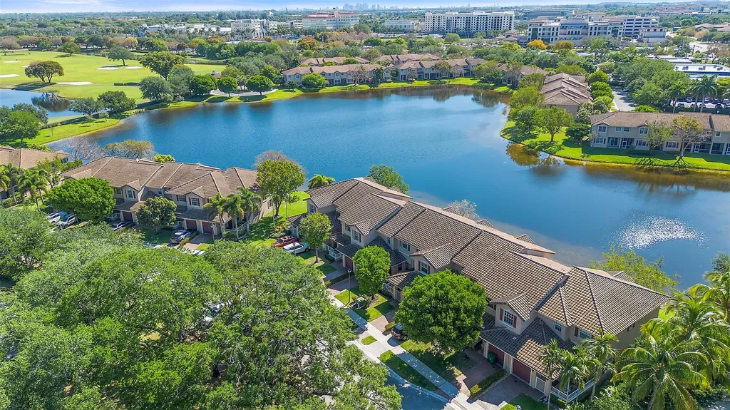 3562 Parkside Drive Davie FL 33328