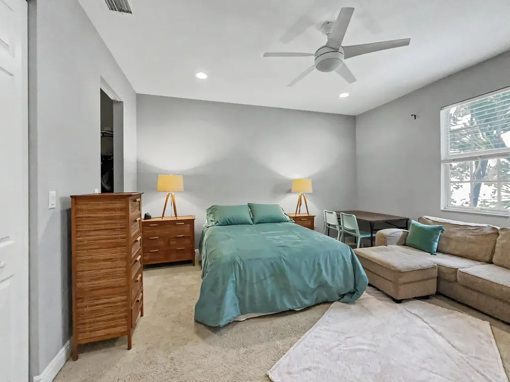 6927 Julia Gardens Drive Coconut Creek FL 33073