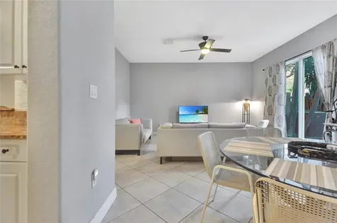6927 Julia Gardens Drive Coconut Creek FL 33073