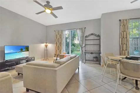 6927 Julia Gardens Drive Coconut Creek FL 33073