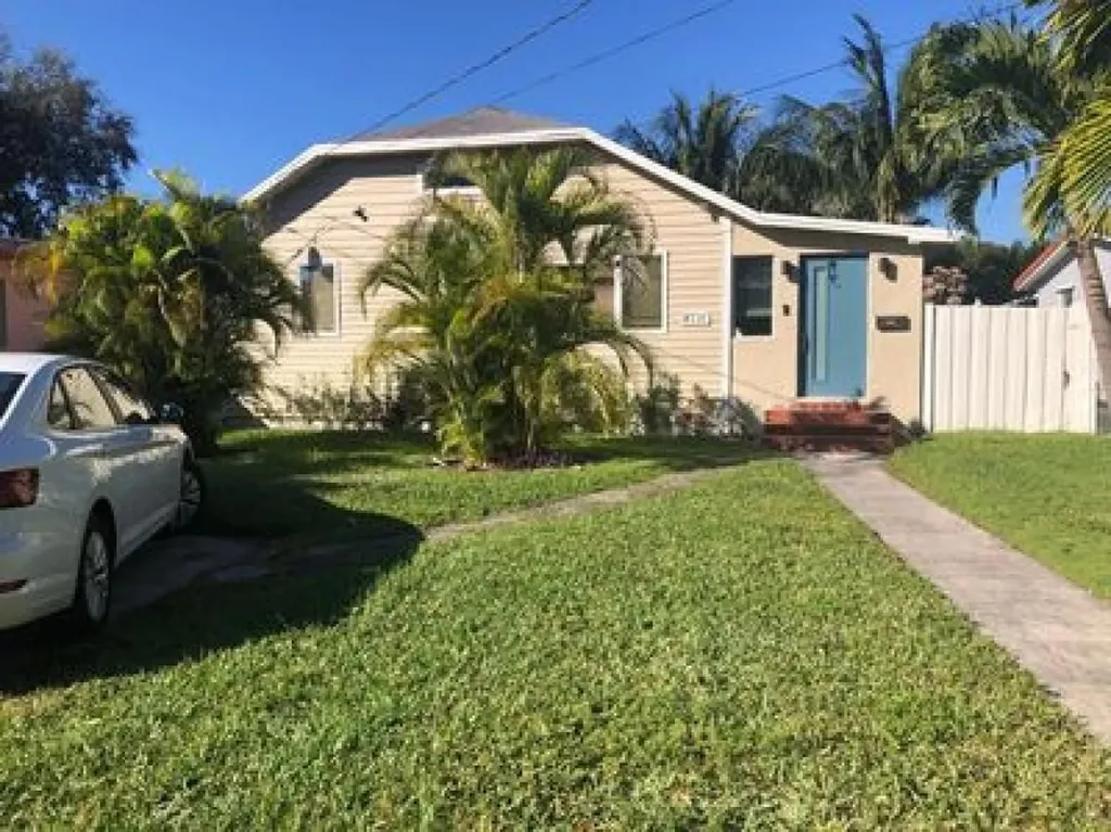 4115 SW 13th Terrace Miami FL 33134