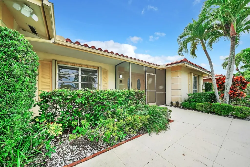 16570 Royal Poinciana Court Weston FL 33326