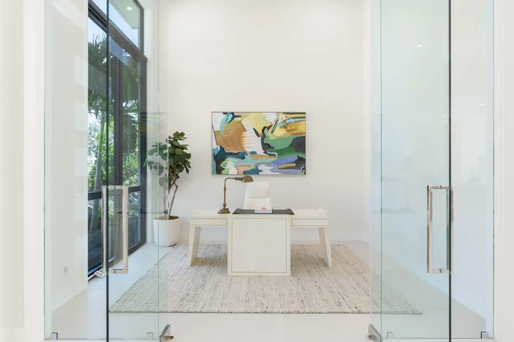 2724 NE 21st Court Fort Lauderdale FL 33305