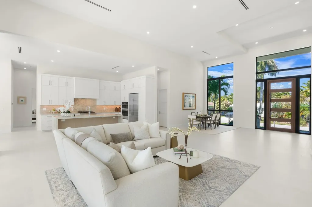 2724 NE 21st Court Fort Lauderdale FL 33305