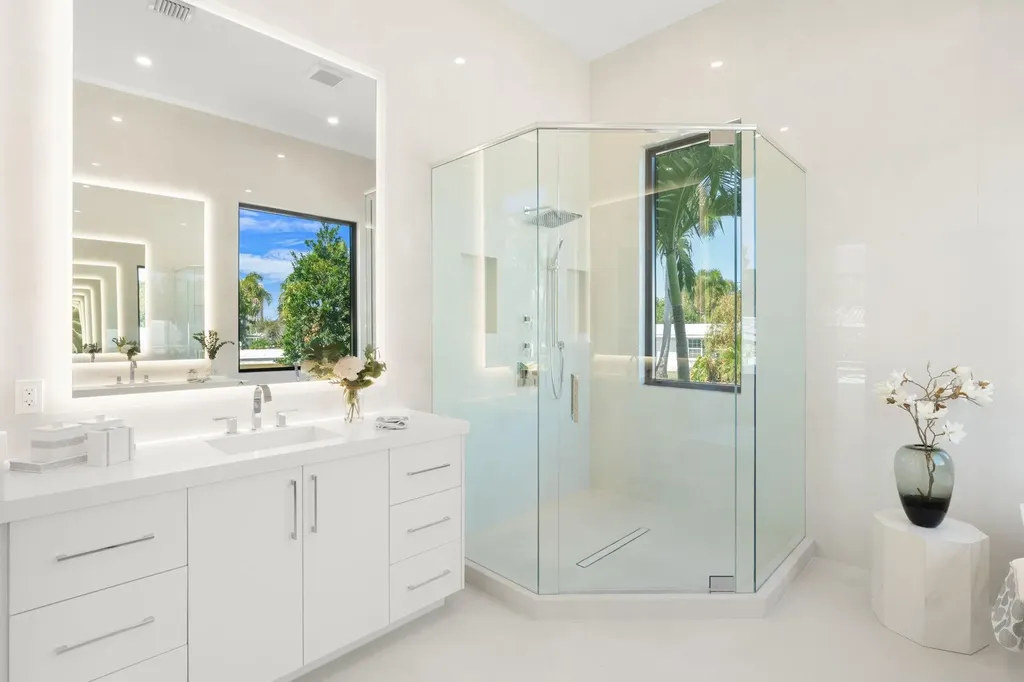 2724 NE 21st Court Fort Lauderdale FL 33305