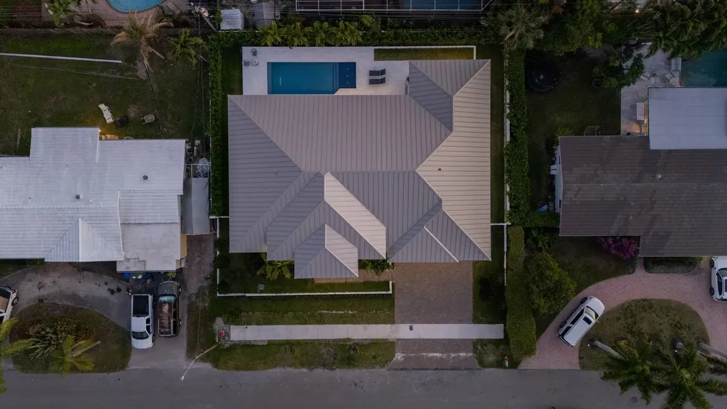 2724 NE 21st Court Fort Lauderdale FL 33305