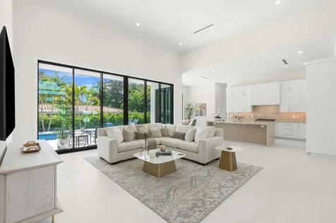 2724 NE 21st Court Fort Lauderdale FL 33305