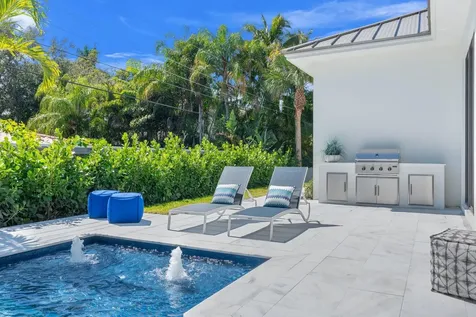 2724 NE 21st Court Fort Lauderdale FL 33305