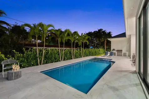 2724 NE 21st Court Fort Lauderdale FL 33305