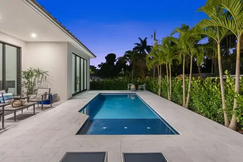 2724 NE 21st Court Fort Lauderdale FL 33305