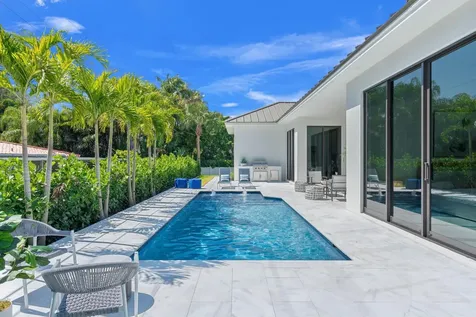 2724 NE 21st Court Fort Lauderdale FL 33305