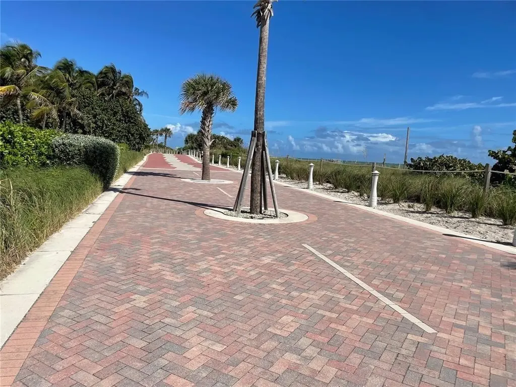 5005 Collins Avenue Miami Beach FL 33140