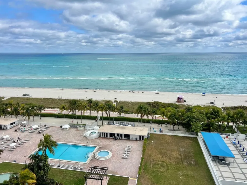 5005 Collins Avenue Miami Beach FL 33140