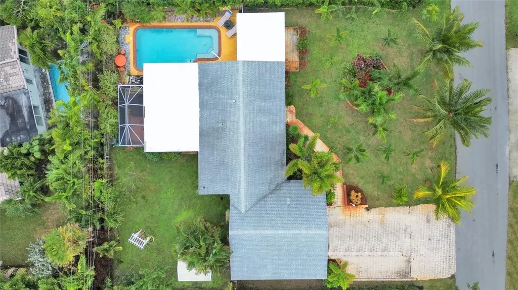 2733 NE 2nd Avenue Wilton Manors FL 33334