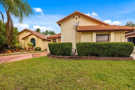 601 SW 113th Avenue Pembroke Pines FL 33025