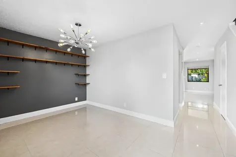 2127 NE 11th Avenue Wilton Manors FL 33305