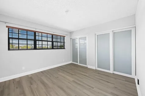 2127 NE 11th Avenue Wilton Manors FL 33305