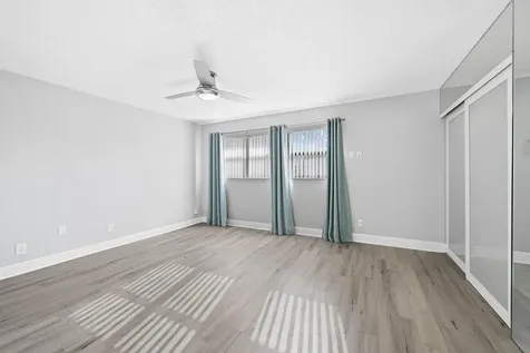 2127 NE 11th Avenue Wilton Manors FL 33305