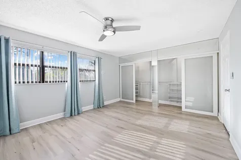 2127 NE 11th Avenue Wilton Manors FL 33305