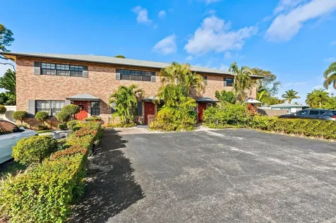 2127 NE 11th Avenue Wilton Manors FL 33305