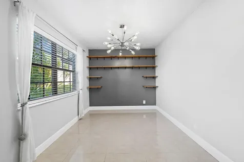2127 NE 11th Avenue Wilton Manors FL 33305