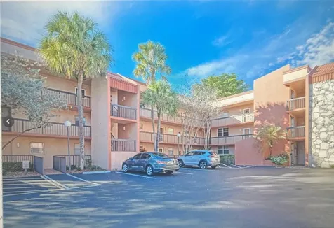 3140 Holiday Springs Boulevard Margate FL 33063