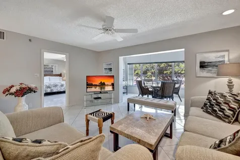 4270 NW 40th Street Lauderdale Lakes FL 33319