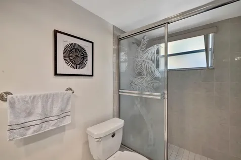 4270 NW 40th Street Lauderdale Lakes FL 33319