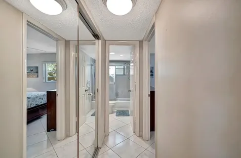 4270 NW 40th Street Lauderdale Lakes FL 33319