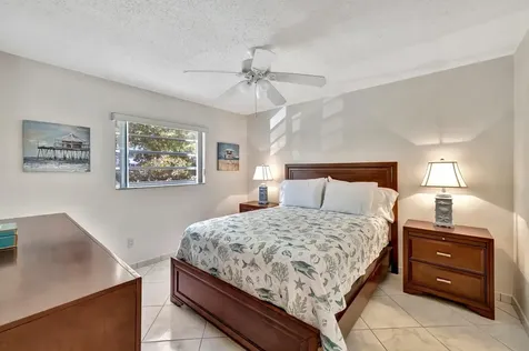 4270 NW 40th Street Lauderdale Lakes FL 33319
