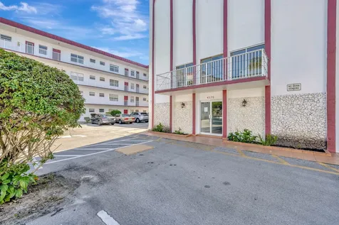 4270 NW 40th Street Lauderdale Lakes FL 33319