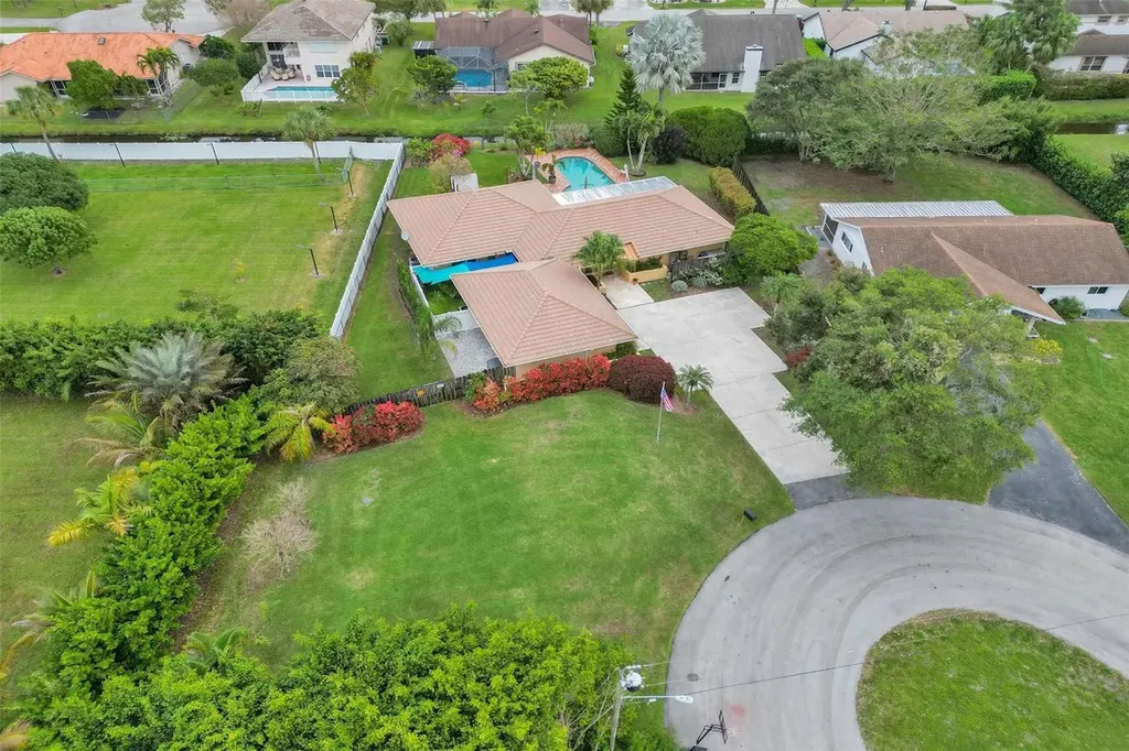2170 NW 122nd Avenue Plantation FL 33323