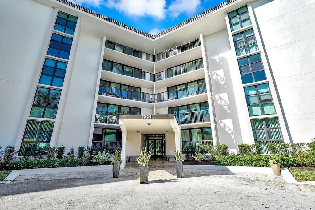 1301 River Reach Drive Fort Lauderdale FL 33315