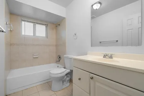 11371 NW 40th Place Sunrise FL 33323