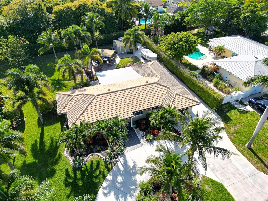112 SW 24th Avenue Boynton Beach FL 33435