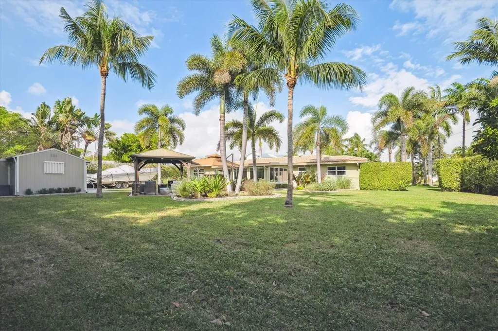 112 SW 24th Avenue Boynton Beach FL 33435