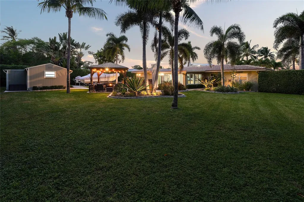 112 SW 24th Avenue Boynton Beach FL 33435