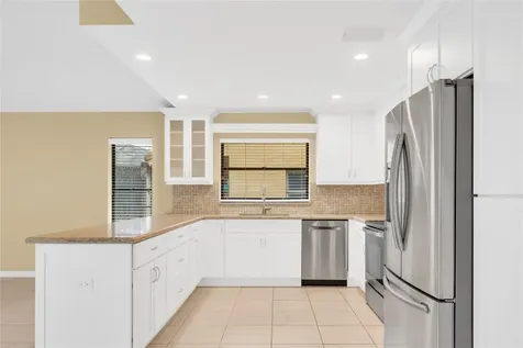 3978 NW 73rd Way Coral Springs FL 33065