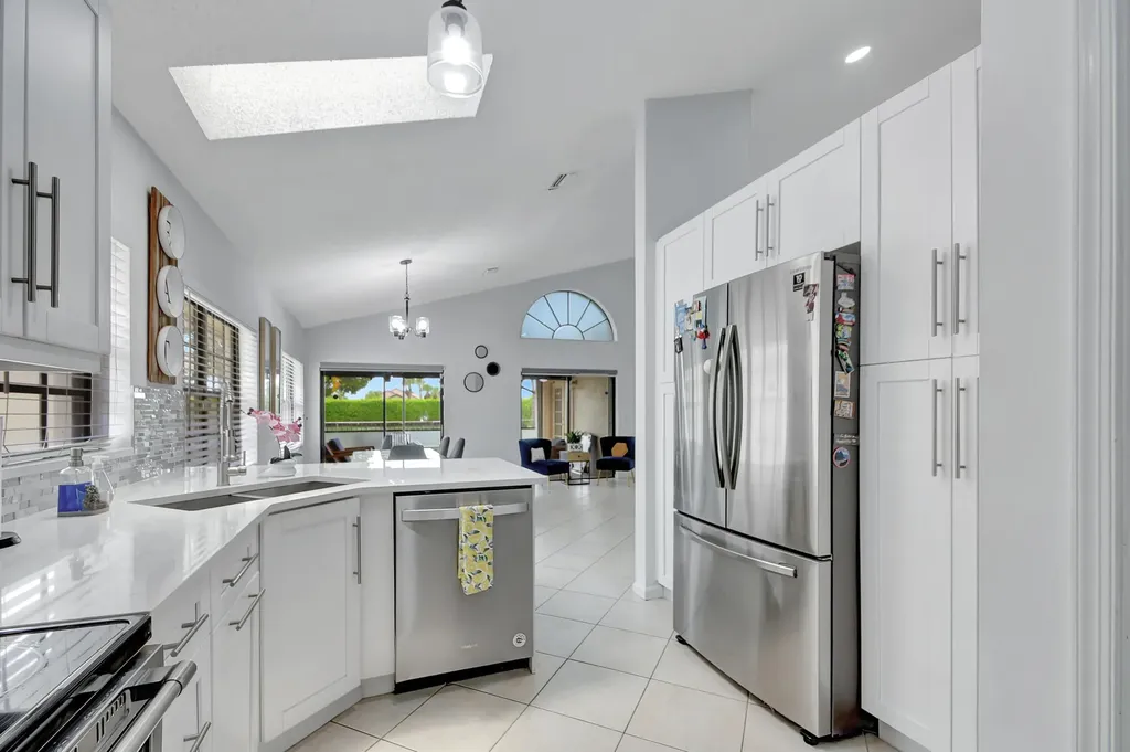 8071 Popash Court Boynton Beach FL 33472