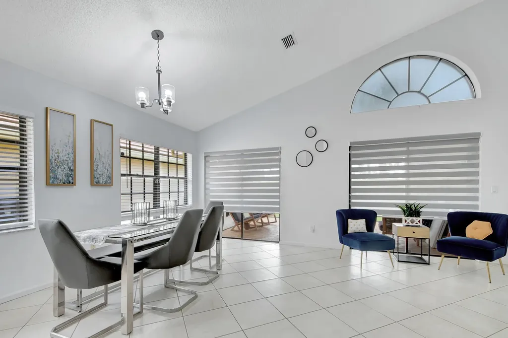 8071 Popash Court Boynton Beach FL 33472