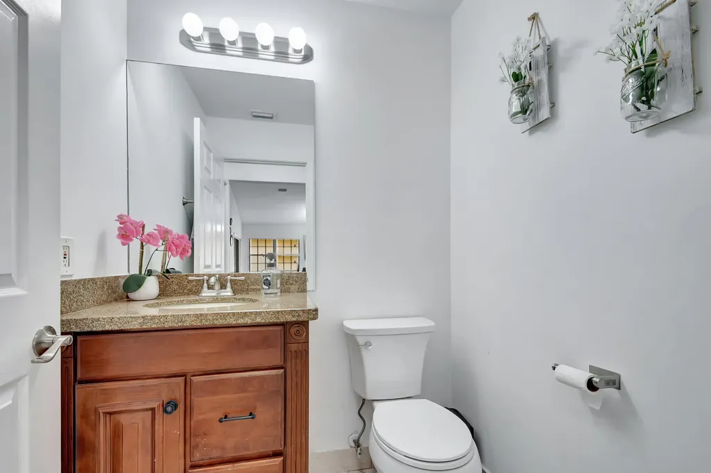 8071 Popash Court Boynton Beach FL 33472