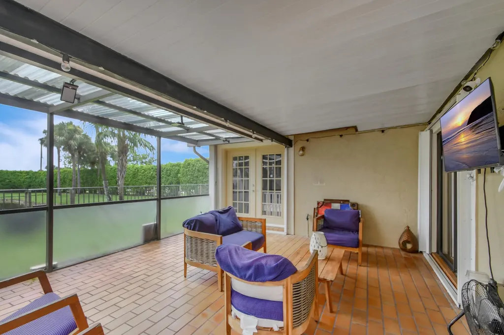 8071 Popash Court Boynton Beach FL 33472