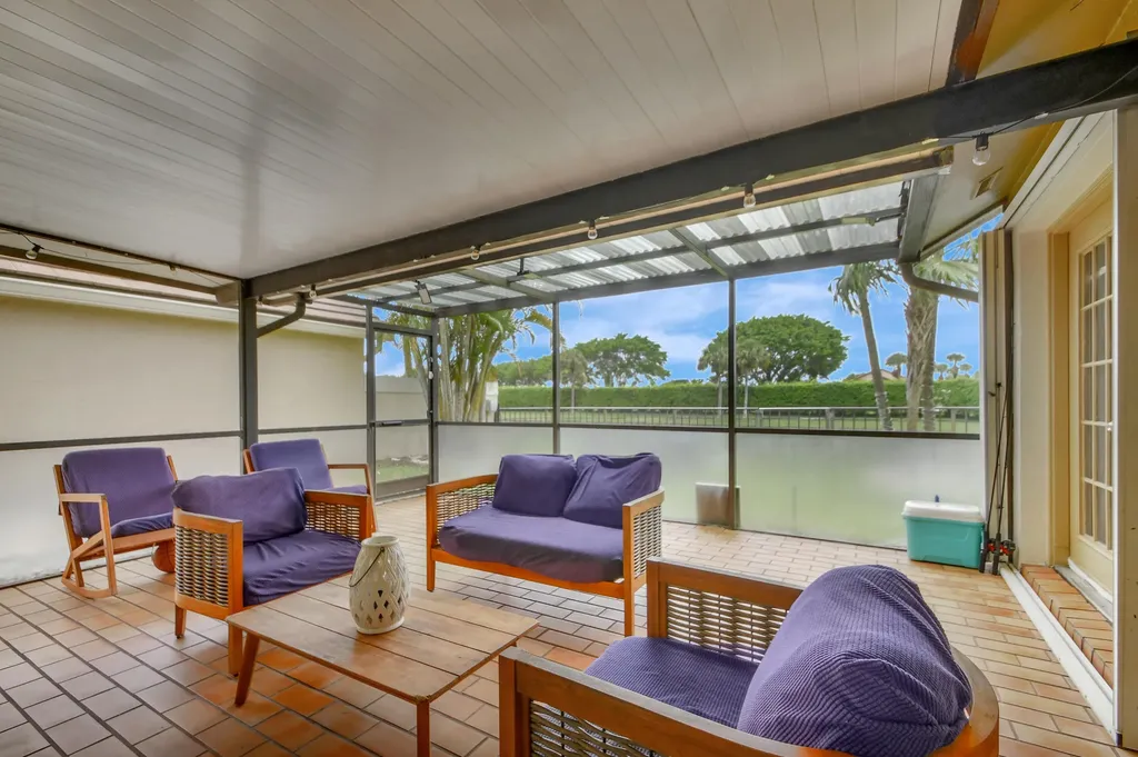 8071 Popash Court Boynton Beach FL 33472